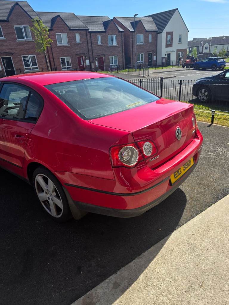 Volkswagen, PASSAT, Saloon, 2006, Manual, 1968 (cc), 4 doors