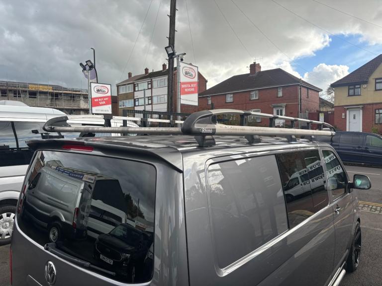 2015 Volkswagen Transporter 2.0 BiTDI 180PS Highline Kombi Van 4MOTION WINDOW VAN Diesel Manual