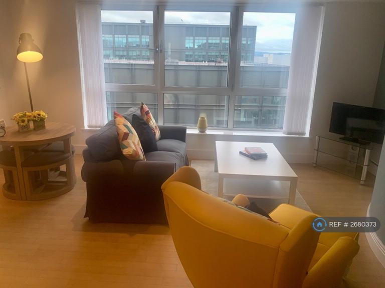 2 bedroom flat in Argyle Street, Glasgow, G2 (2 bed) (#2680373)