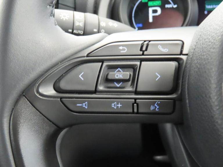 2023 Toyota Yaris Cross 1.5 Hybrid Icon 5dr CVT Estate Hybrid Automatic