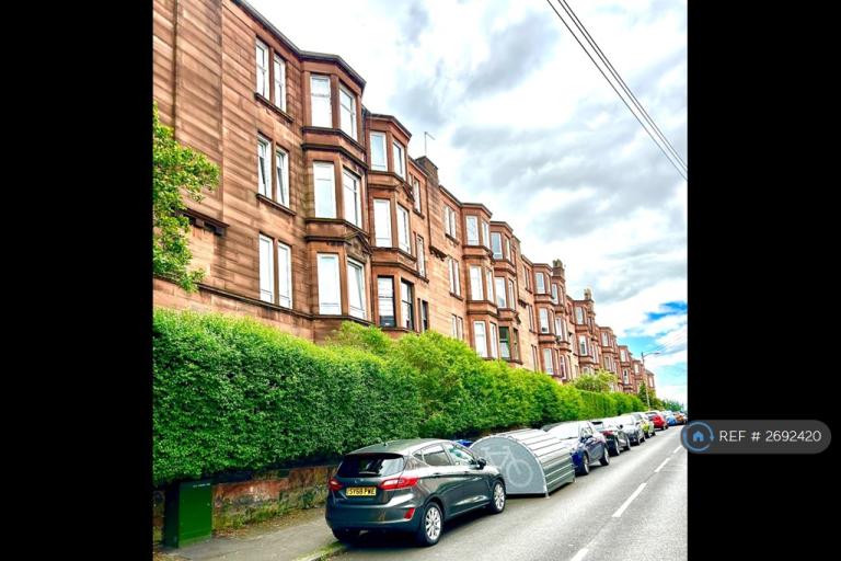 2 bedroom flat in Ingelby Drive, Glasgow, G31 (2 bed) (#2692420)