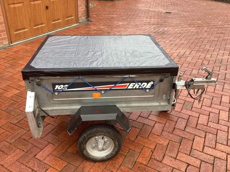 102 Erde Trailer in great condition, hardly used. 