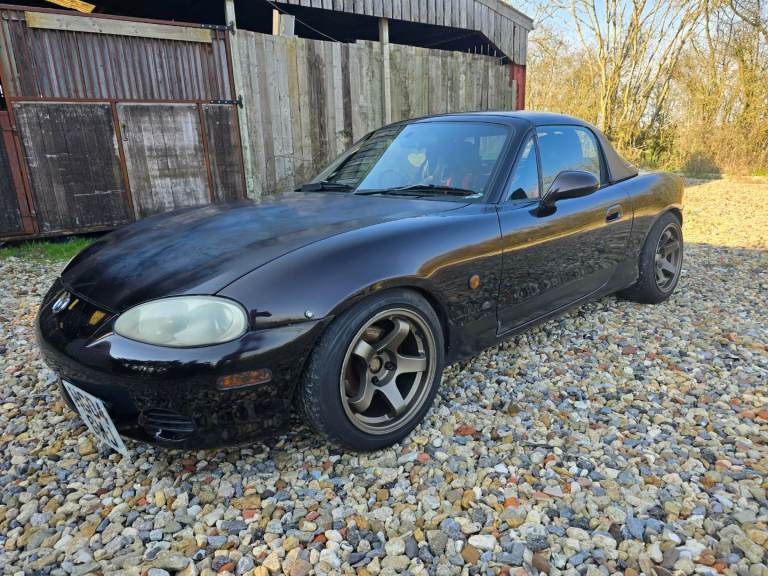 Mazda MX-5 modified 