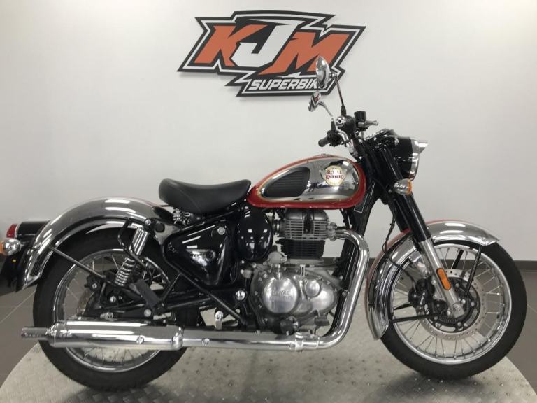 ROYAL ENFIELD CLASSIC 350 IN RED AND CHROME, 1,149 MILES COVERED, FSH