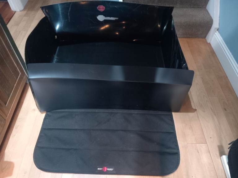 Car boot liner - Boot buddy