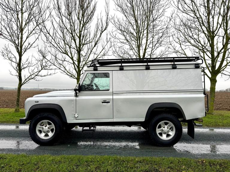 2015 Land Rover Defender Hard Top TDCi [2.2] PANEL VAN Diesel Manual
