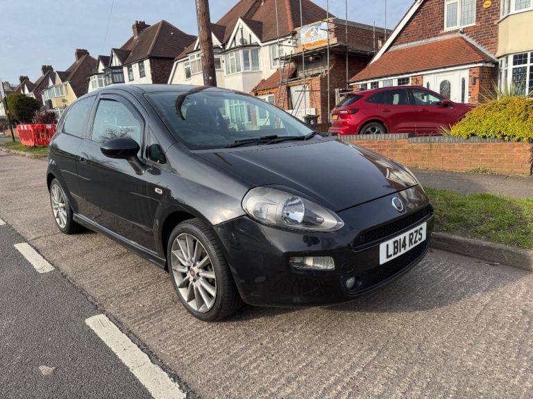 Fiat Punto 1.4 Jet Black Hatchback 3dr Petrol Euro 6 (s/s)