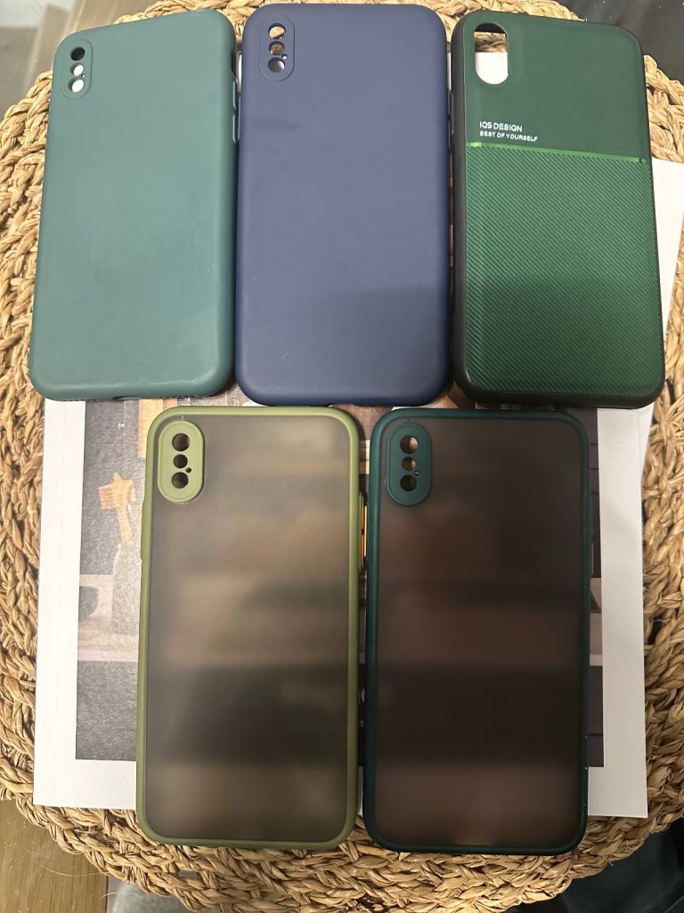 5 new iPhone XS cases and 2 screen protectors 