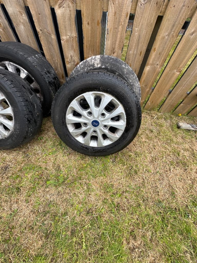 Alloys and tyres 