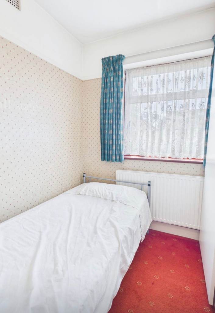 Spacious & Cosy Double room for rent HA9 6RS