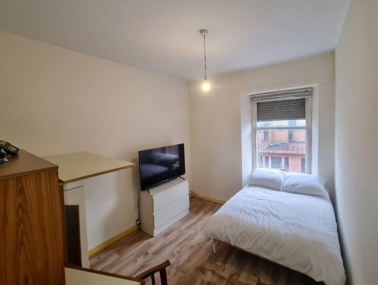 Room for rent in shared apartment 