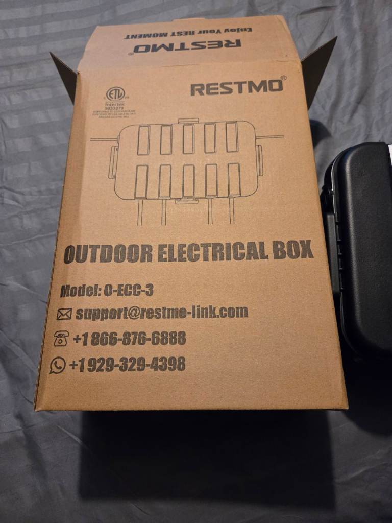 Waterproof external box for 4 way sockets