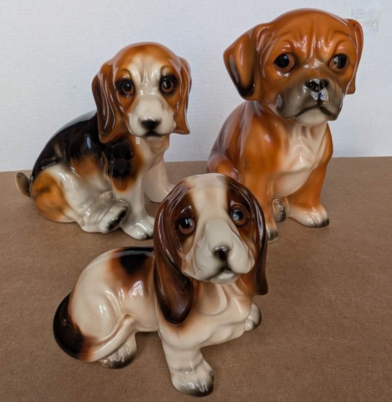  Beagle, Boxer, Basset Hound - Royal Keramiek (Netherlands) vintage puppy dog set