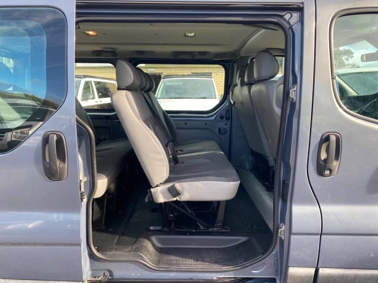 2011 Vauxhall Vivaro 2.0 2900 CDTi ecoFLEX 16v Combi FWD L1 H1 5dr MPV Diesel Manual