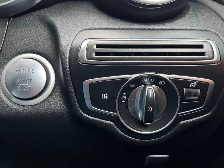 2017 Mercedes-Benz GLC 2.1 GLC250d AMG Line (Premium Plus) G-Tronic 4MATIC Euro 6 (s/s) 5dr ESTAT...