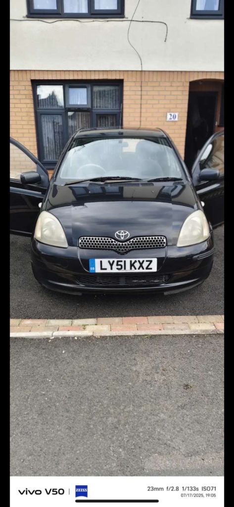 Toyota Yaris 2001 
