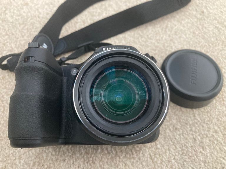 Fujifilm FinePix S2000HD 10MP Digital Bridge Camera - Tested & Working Retro Digicam