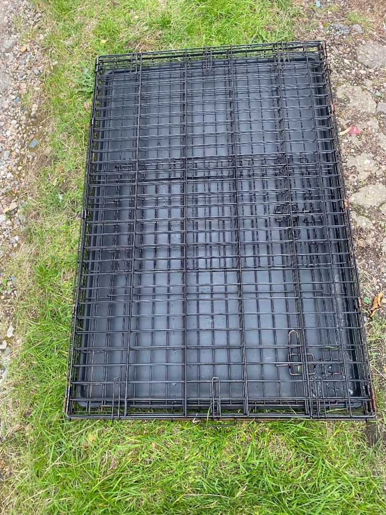Large Dog cage 