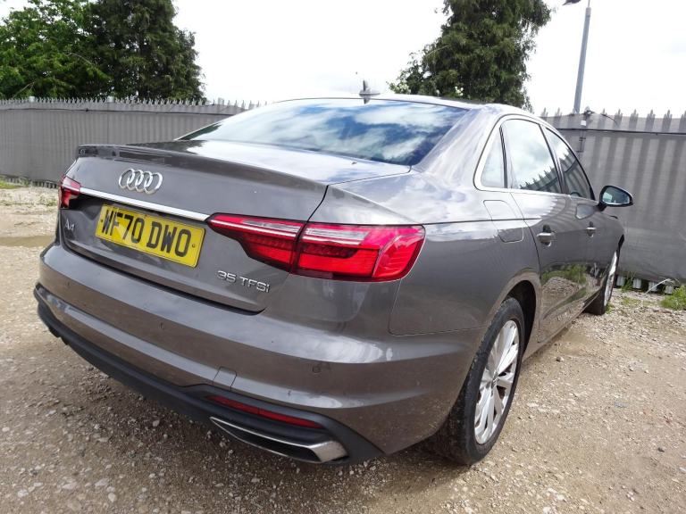 2020 70 REG AUDI A4 TECHNIK 35 TFSI AUTO DAMAGED REPAIRABLE SALVAGE