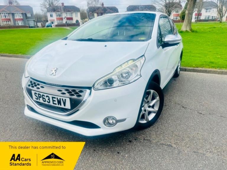 2013 Peugeot 208 1.4 e-HDi Allure 3dr EGC HATCHBACK Diesel Automatic