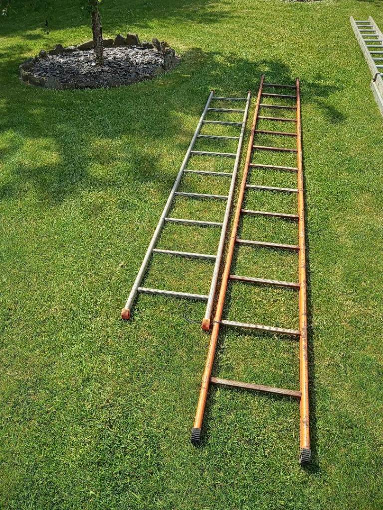 PAIR OF SCAFFOLD LADDERS 3M AND 4M