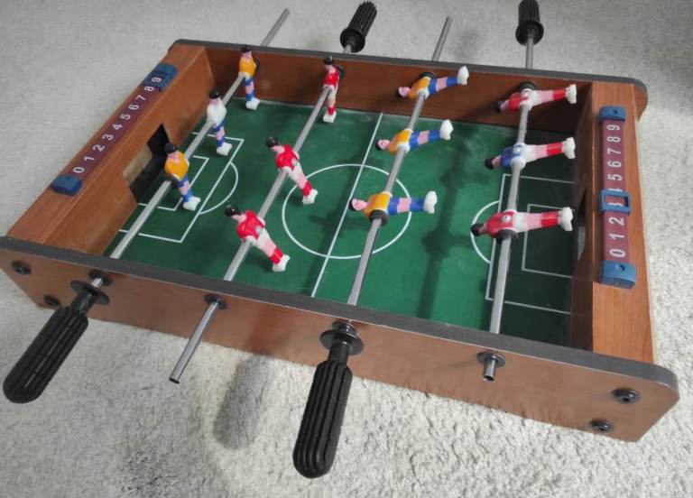 Mini football table 