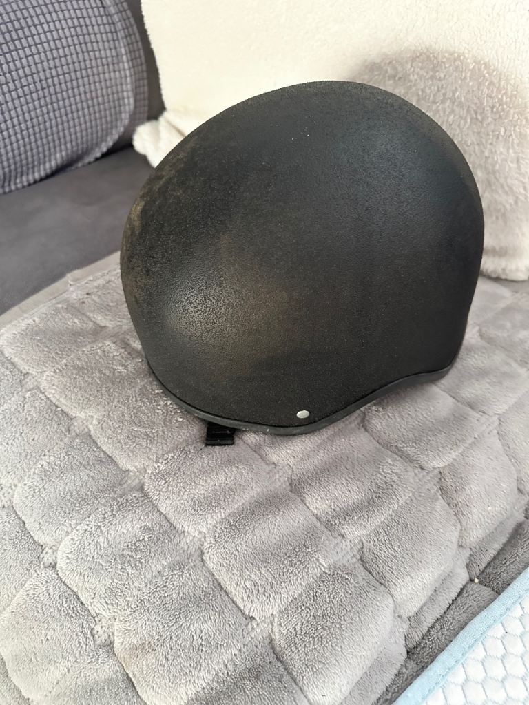 Champion Junior Plus Jockey Riding Hat - Black, Good Condition