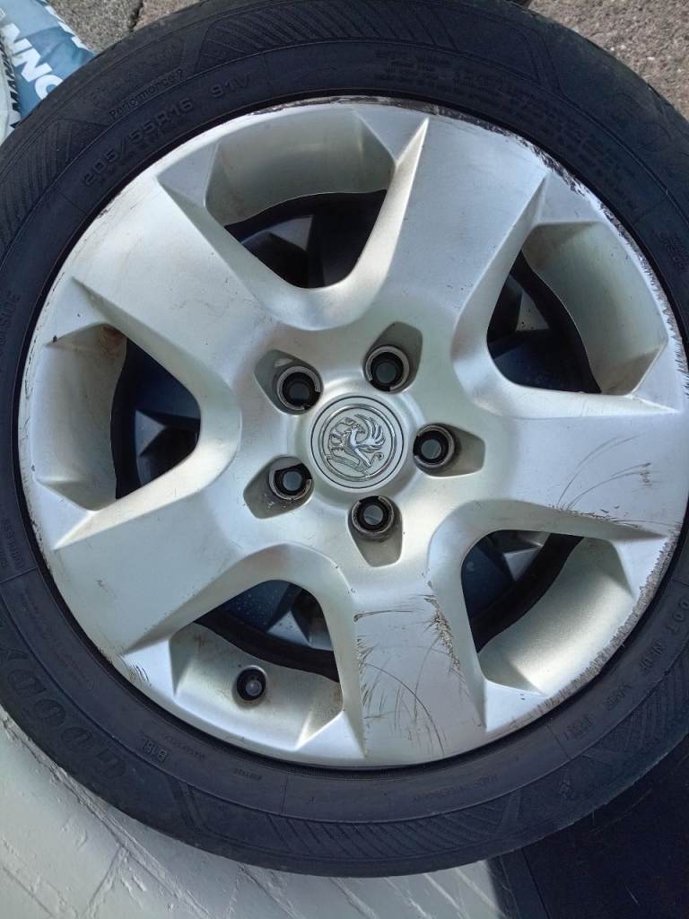 Vauxhall astra zafira corsa 5 stud alloy look steel wheels with tyres 