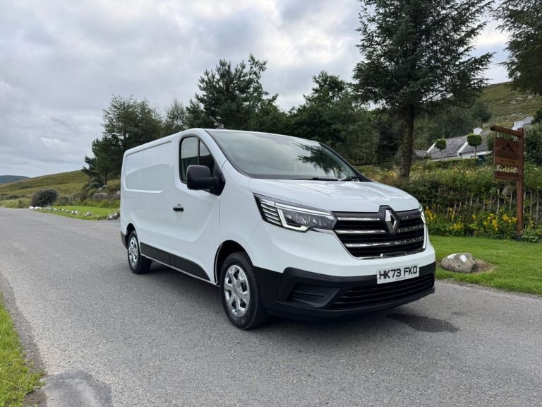 Renault, TRAFIC, 6 SEATER, Panel Van, 2023, Manual, 1997 (cc)