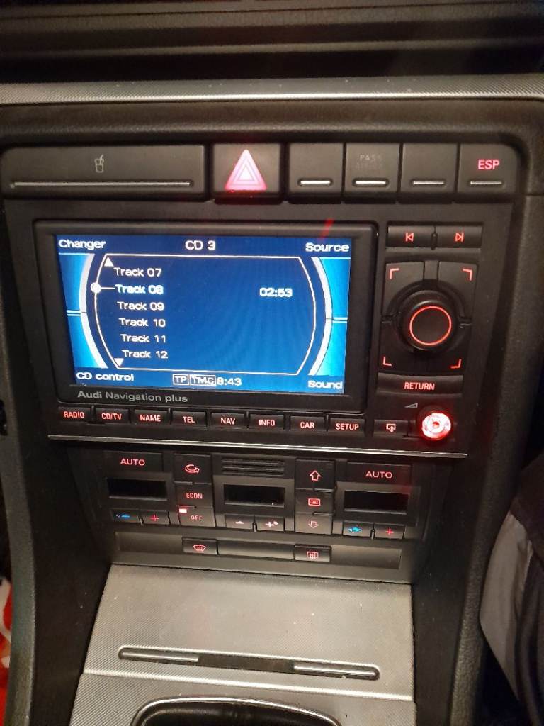 Audi cd/ dvd/ satnav player