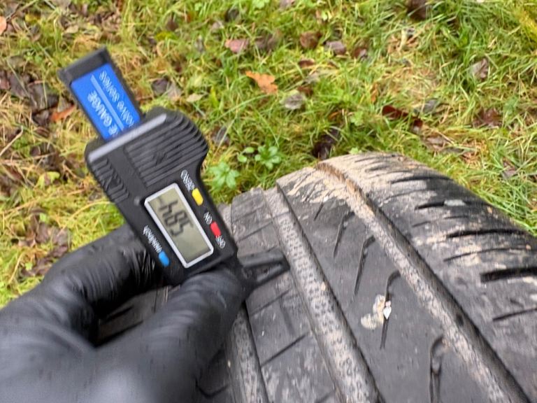 2011 Audi A1 8X - 17 Alloy Wheels with Tyres  - 8X0 601 025 Genuine Rims 17”