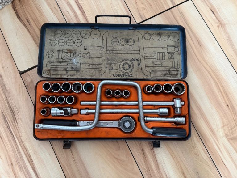 GEDORE Vintage Socket Wrench Set in Metal Box