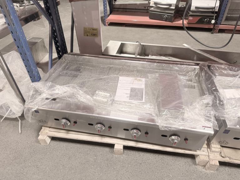 Commercial gas griddle top quality flat top cafe shop restaurant takeaway 