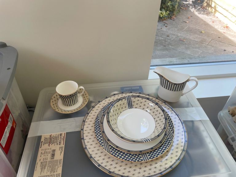 Wedgewood Samurai Dinner Set