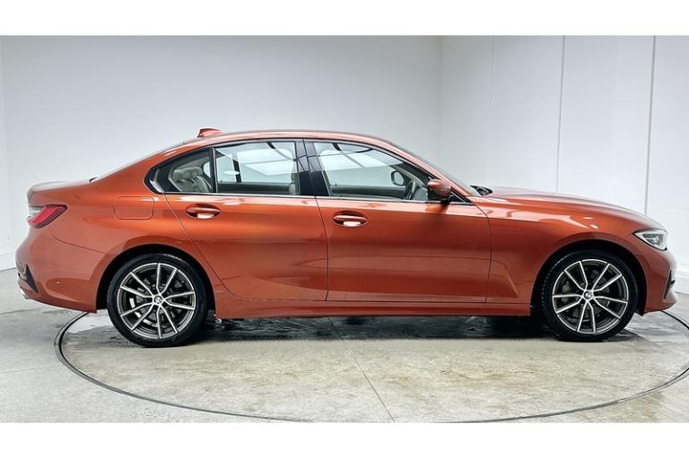 2019 BMW 3 Series 330e Sport Pro Saloon HYBRID Automatic