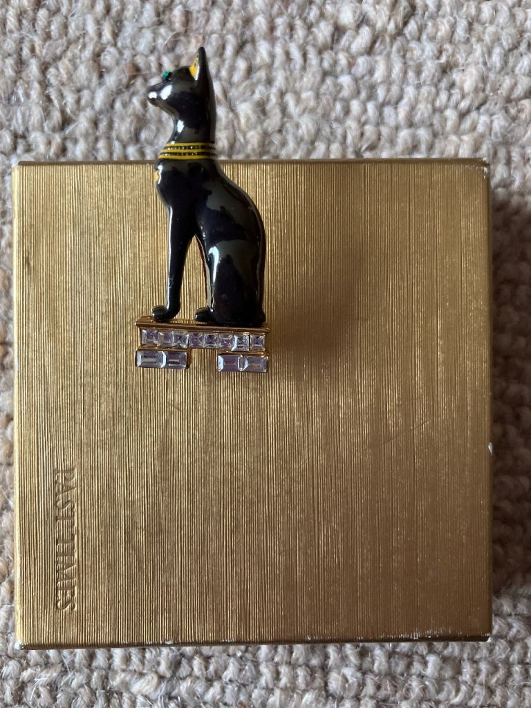 Cat Brooch