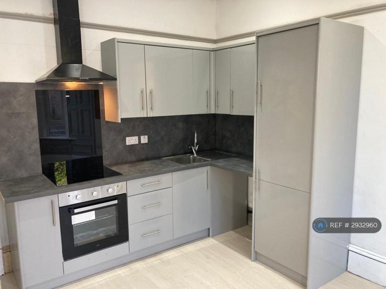 2 bedroom flat in Nelson Street, Dundee, DD1 (2 bed) (#2932960)