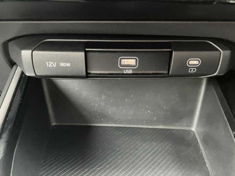 2024 Kia Niro 1.6 GDi 127 Hybrid 2 Nav 5dr DCT ESTATE PETROL/ELECTRIC Automatic