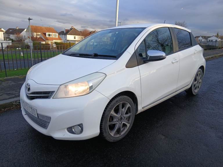 2013 new model TOYOTA YARIS 1.33 VVTI TREND 5 DOOR 6 SPEED MOT 11 MONTHS
