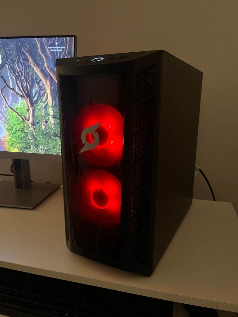 Stormforce Onyx Ryzen 5 Gaming PC 16GB RAM, 1TB Radeon Vega 7