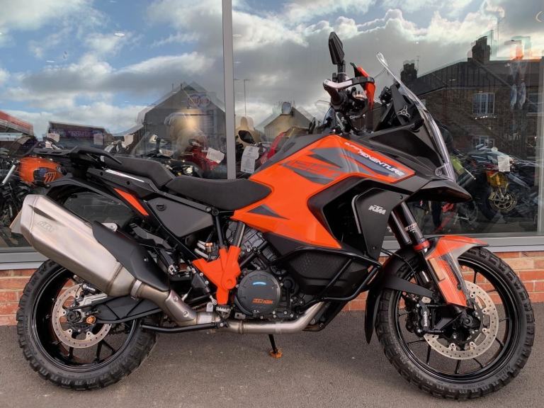 KTM 1290 SUPER ADVENTURE S - 2 YEAR WARRANTY - HUGE SPEC