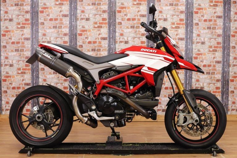 2016 DUCATI HYPERMOTARD 939 SP - ONLY 5,196 MILES! - SC PROJECT EXHAUST - SUPERB