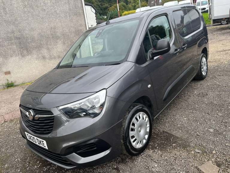 Vauxhall Combo 1.5 Turbo D 2300 Sportive Crew Van L2 Euro 6 (s/s) 4dr Diesel Manual