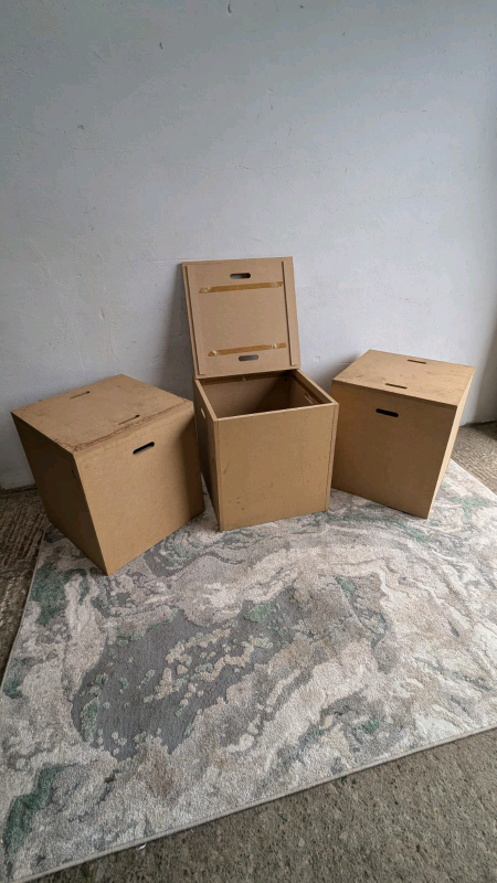 Storage cubes x 3.