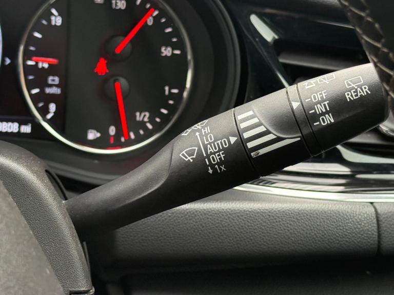 2018 Vauxhall Insignia 1.6 Turbo D ecoTec Elite Nav 5dr ESTATE DIESEL Manual