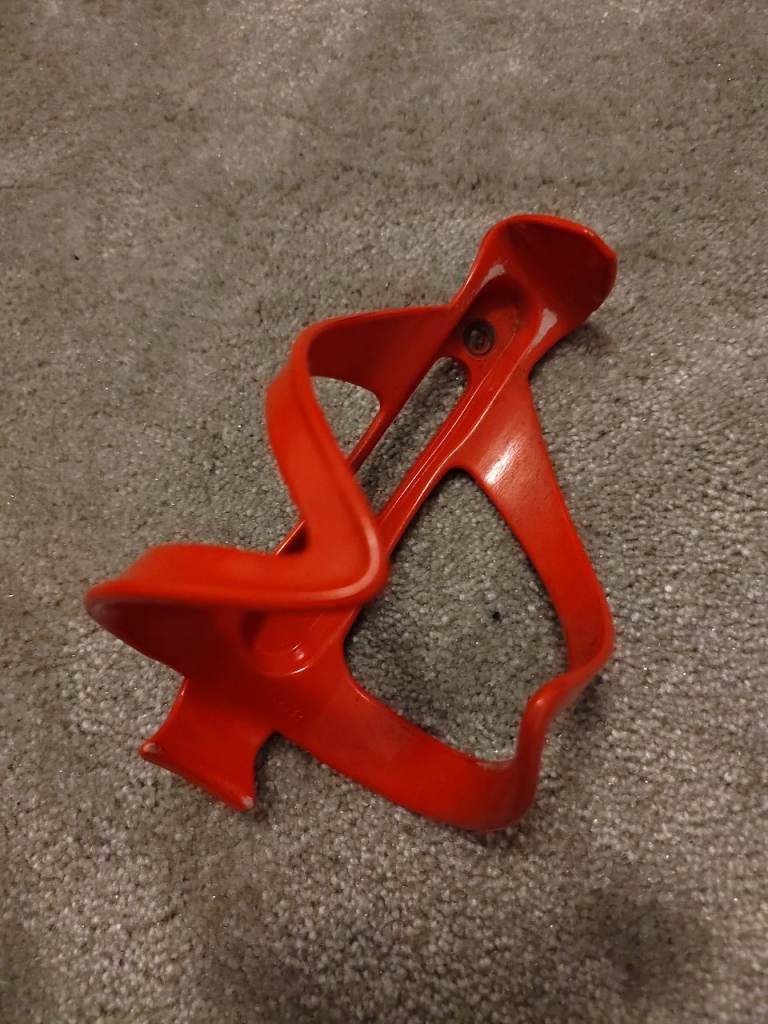 BIKE BOTTLE HOLDER