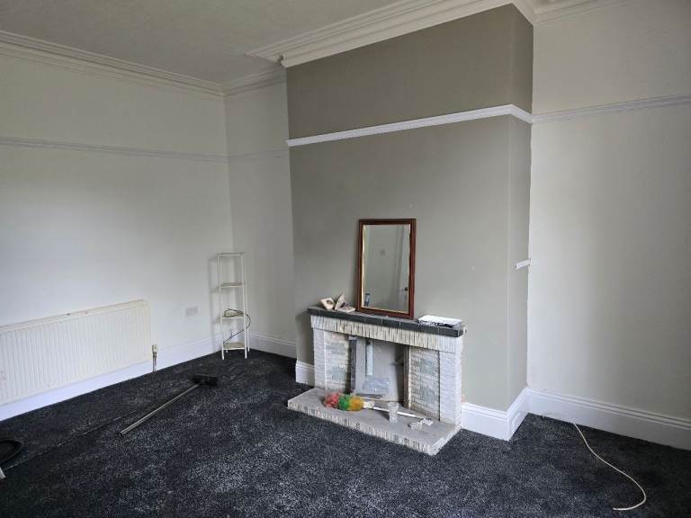 4 bedroom house to let