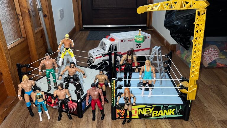 WWE Wrestling Ring & Action Figures – Money in the Bank Set - Slambulance
