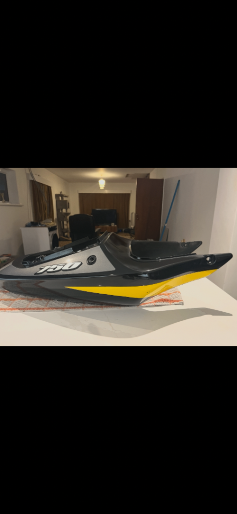 Suzuki GSXR 750 k1 k3 Rear Seat Cowl