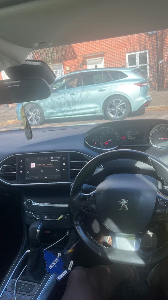 Peugeot 308 (2017) – Good Condition